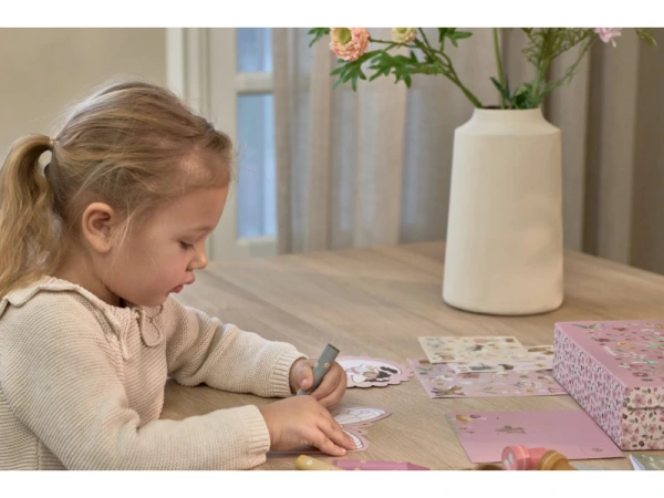 Kreatívna sada v kufríku Rosa 5