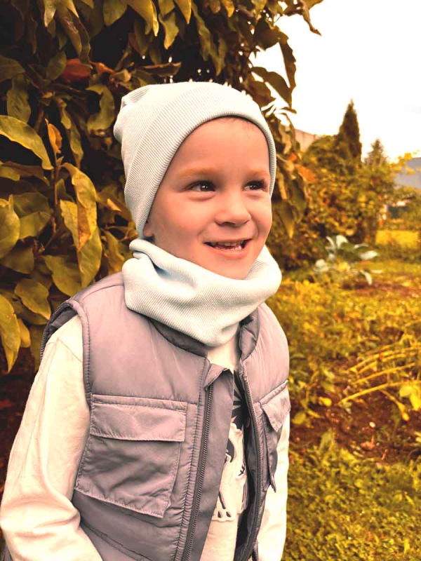 Bavlnená detská čiapka rebro - SMOTANOVÁ. 7
