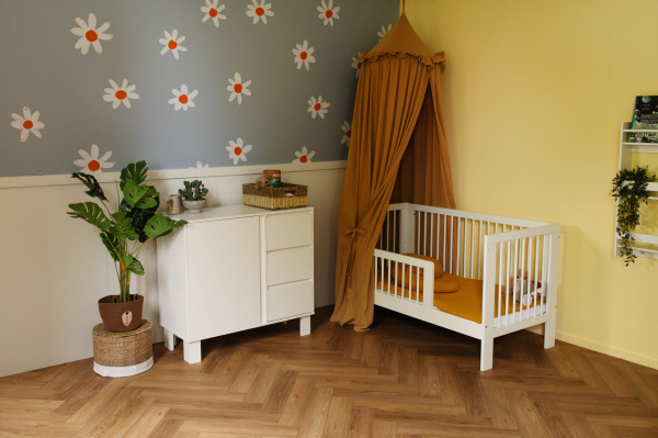 KLUPS Komoda OLIVIA biela 2