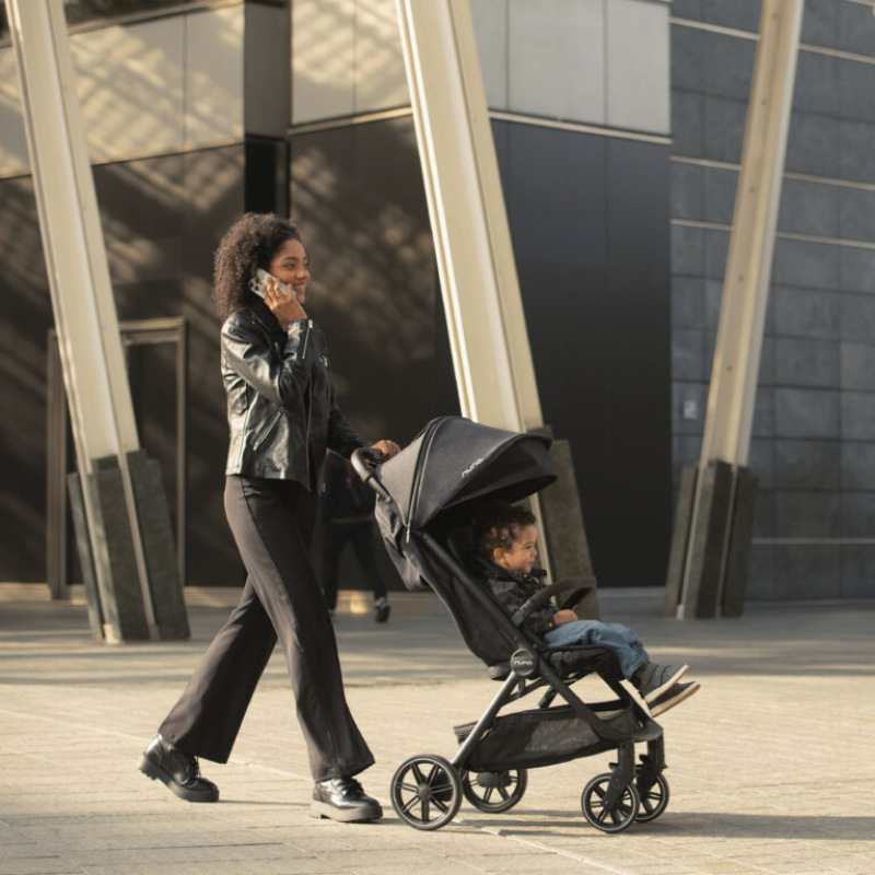 Nuna TRVL™ lx cedar 9