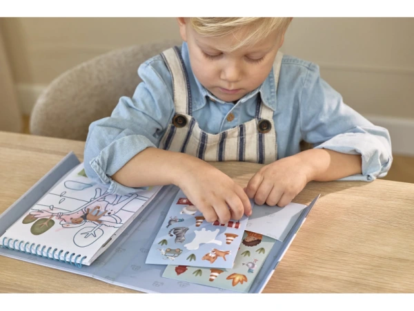 Omaľovánky s vodovkami a samolepkami Jim Doprava 6