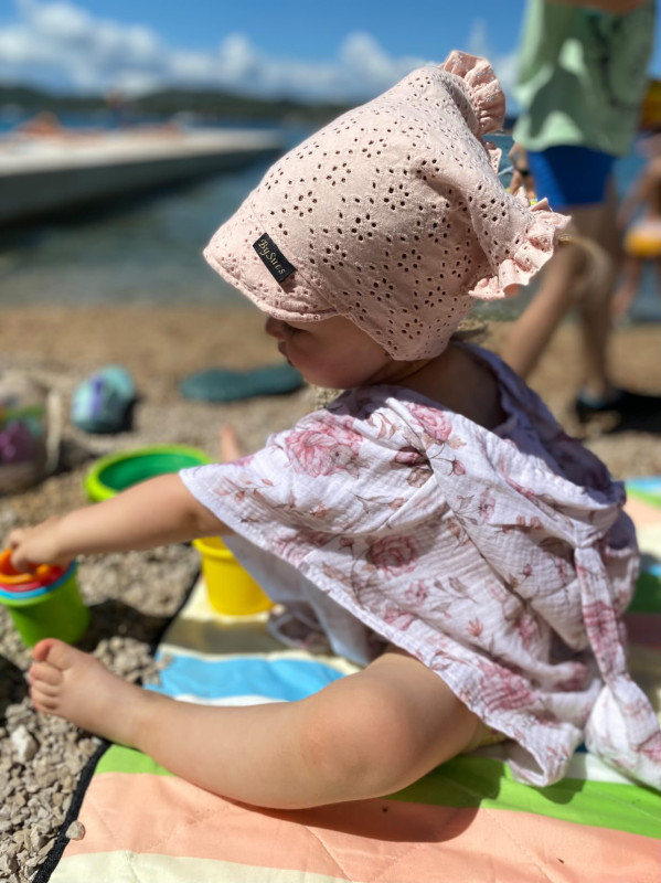 Detská šatka na hlavu s volánom Madeira - PEACH