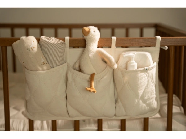 Organizér na detskú postieľku 