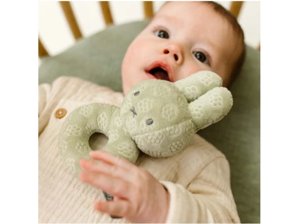 Hrkálka králiček Miffy Green Flower 2