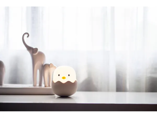 Nočné svetlo EGGY EGG 9