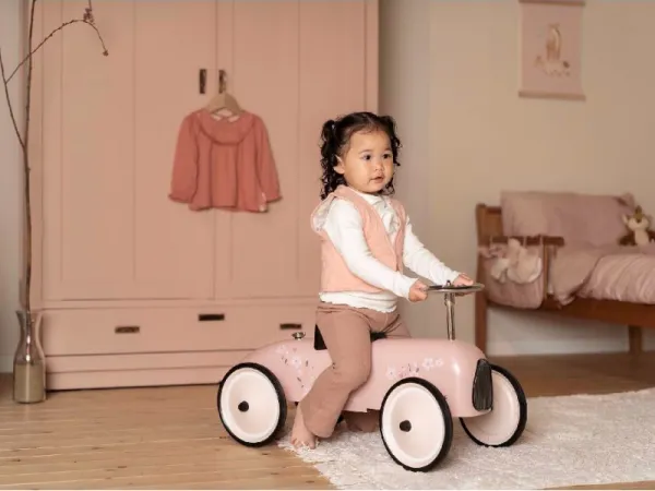 Odrážadlo retro auto Pink 6