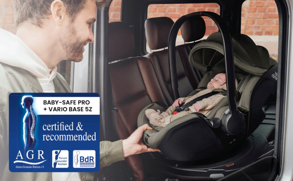 Autosedačka Baby-Safe Pro Vario Base 5Z Bundle Lux, Urban Olive 13