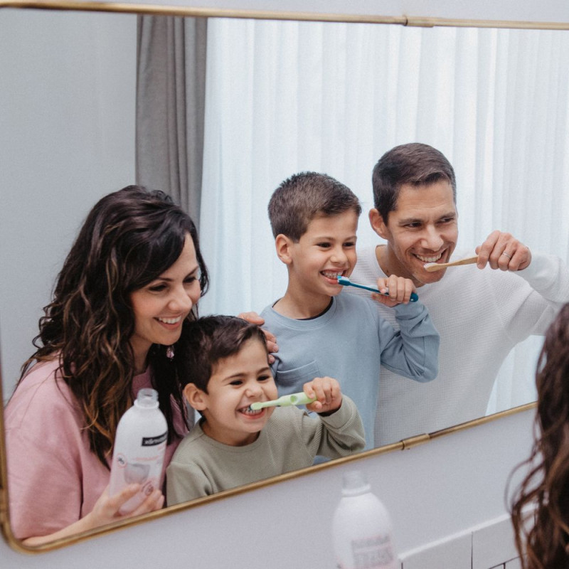 SUAVINEX | Detská kefka na zúbky JUNIOR +6 rokov - zelená 8