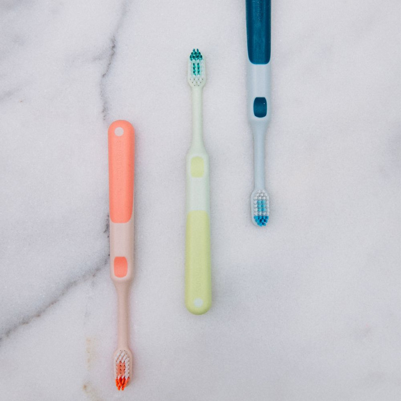 SUAVINEX | Detská kefka na zúbky JUNIOR +6 rokov - zelená 9