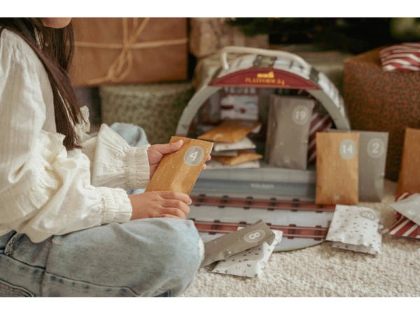 Adventný kalendár Vlaková stanica 14