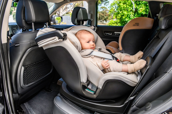 Autosedačka Swivel AIR Lux, Onyx Black 16