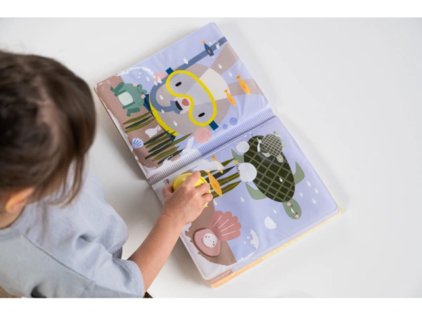 Kúzelná knižka s maľovaním vodou 17
