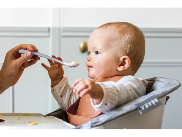 Prvé lyžičky silikónové 2 ks s puzdrom Pebble Green 4