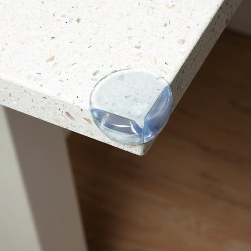 Plastová ochrana rohov 4ks 1