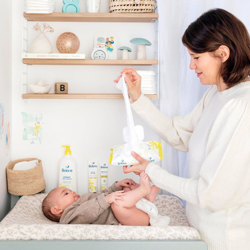 BIOLANE Utierky na prebaľovanie s emulziou liniment 64 kusov 1