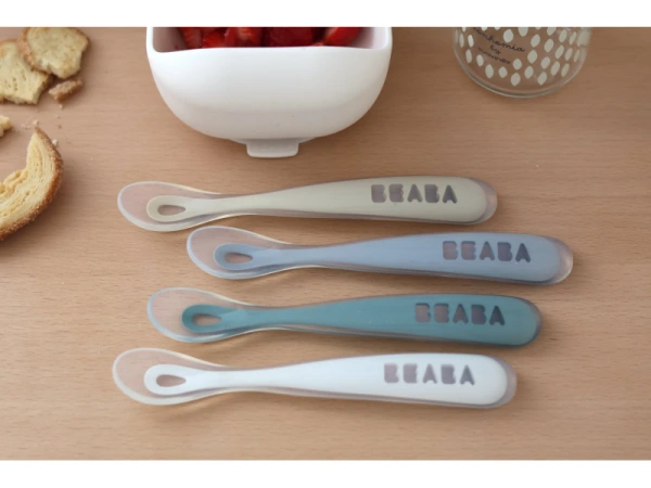 Prvé lyžičky silikónové 4 ks Pebble 2