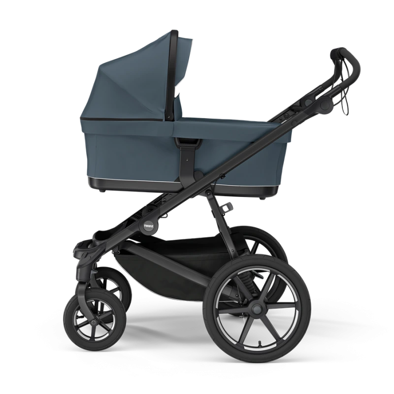 THULE Urban Glide 4-wheel športový kočík Magnetic Buckle – Dark Slate 2