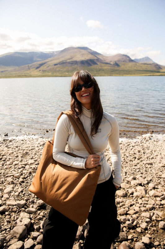 STUDIO NOOS - Technical Puffy MOM BAG | Honey Brown 2