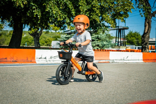 Odrážadlo Cruiser s brzdou, District Brown 3
