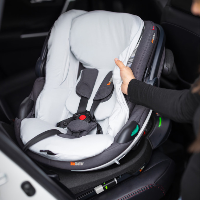 BeSafe Child Seat Cover Go Beyond 1
