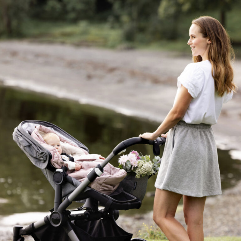 Voksi Sky Light misty green fields 5