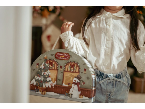 Adventný kalendár Vlaková stanica 13