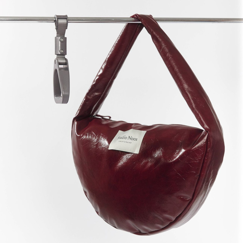 STUDIO NOOS - Leather Cross Body Bag | Burgundy 1