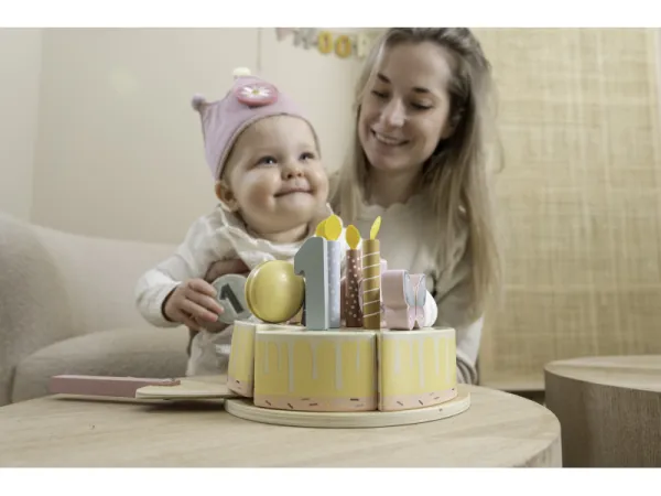 Narodeninová korunka s číslami Pink 4