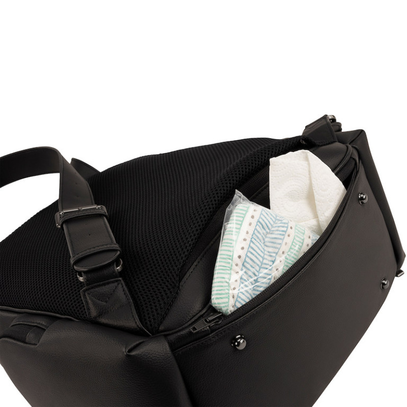Nuna essential bag caviar 3