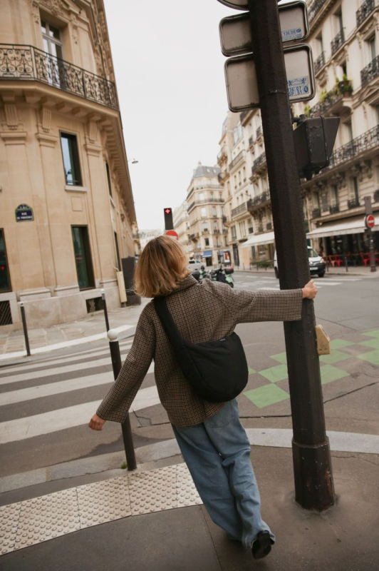 STUDIO NOOS - Puffy Cross Body Kabelka | Black 7