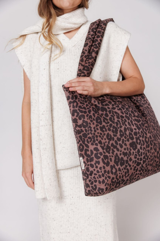 STUDIO NOOS - Puffy MOM BAG | Red Leopard 1