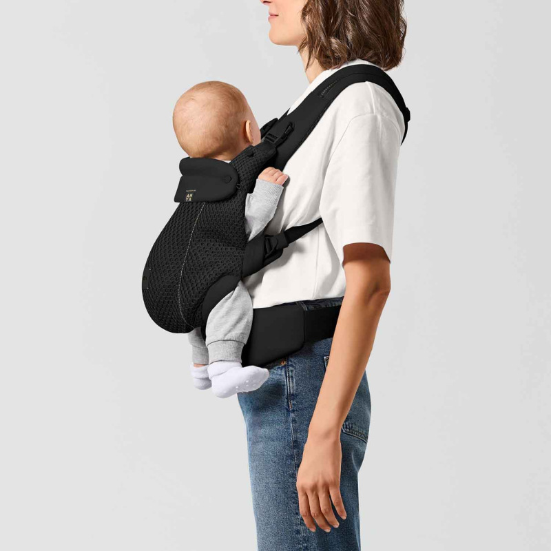 Cybex nosič AMYA - Magic Black 10