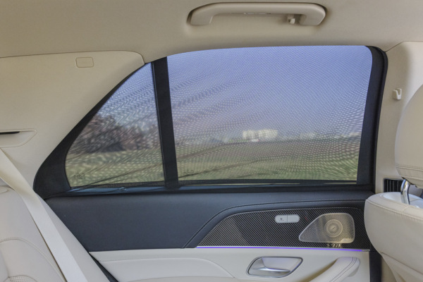 Slnečná clona do auta nasunovací L, Black 3