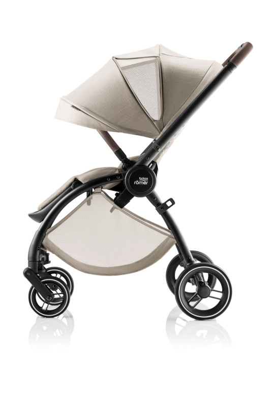 Sada kočíka Rio + hlboká vanička + autosedačka Baby-Safe PRO + základňa Vario Base 5Z Style, Teak 4