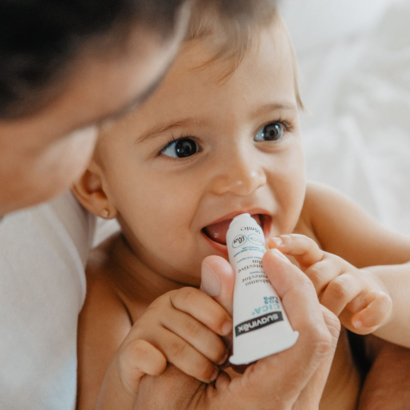 SUAVINEX | CICA Ochranný balzam na pery - 15 ml 1
