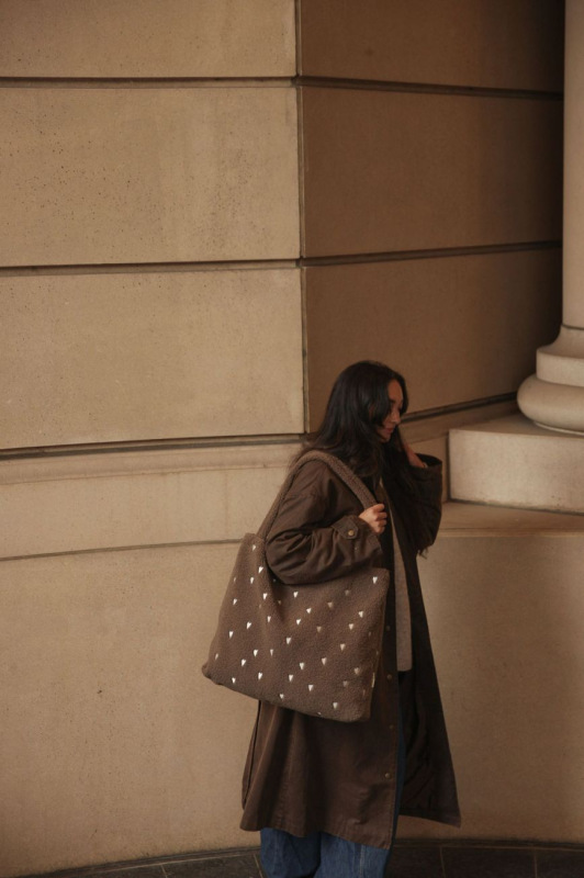 STUDIO NOOS - Teddy Hearts MOM BAG | Brown Hearts 4