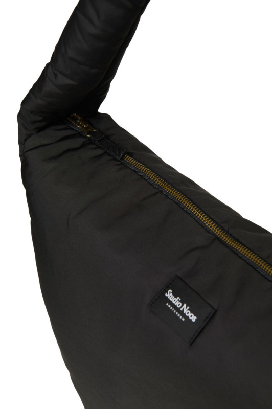 STUDIO NOOS - Puffy Cross Body Kabelka | Black 5