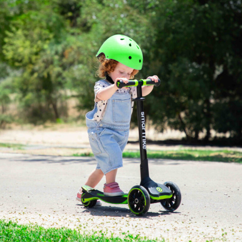 smarTrike Xtend Ride-on 2025 lime 9