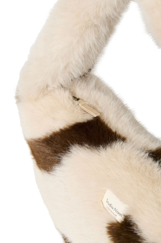 STUDIO NOOS - Faux Fur Cross Body Bag | Holy Cow 6