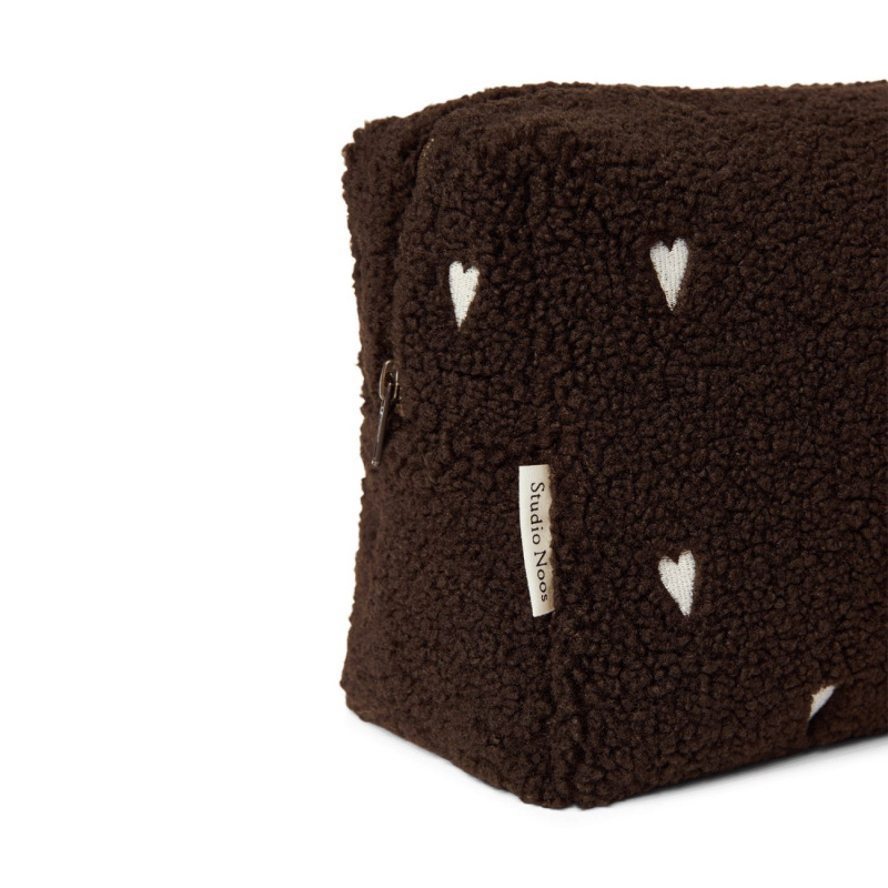 STUDIO NOOS - Teddy Toiletry - toaletná taštička | Chocolate Hearts 4