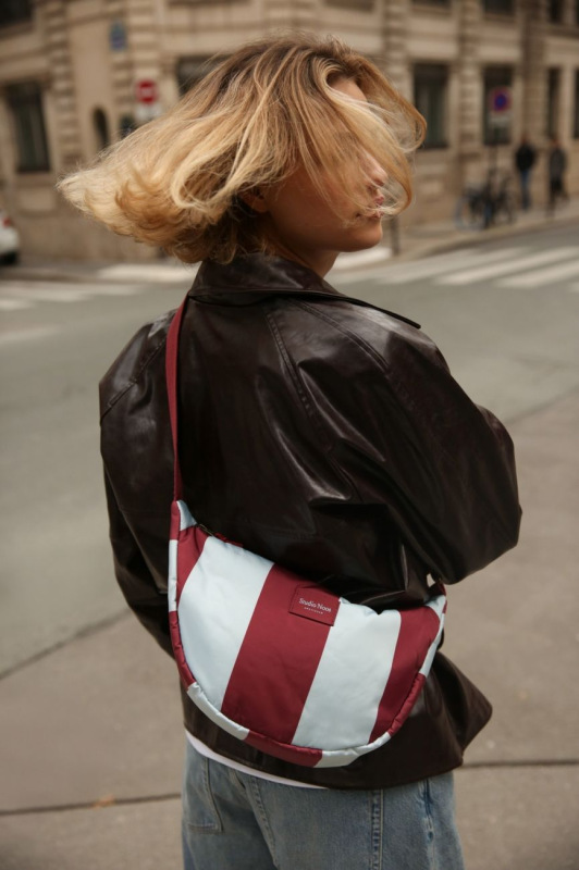 STUDIO NOOS - Bold Stripe Adult FANNY kabelka | Bordeaux/Lignt Blue 1