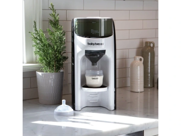 Baby Brezza Formula Pro Advanced Black/White - prístroj na prípravu dojčenského mlieka 1