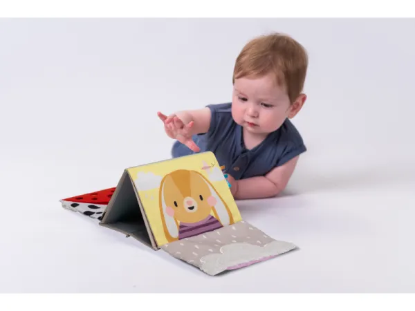 Knižka pre hru na brušku Sensory Book 9