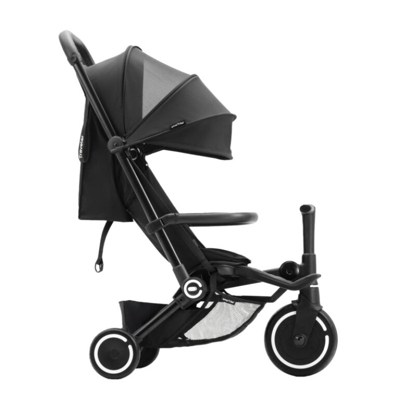 smarTrike Traveler 2025 black 1