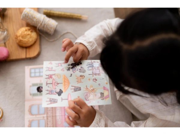 Knižka so samolepkami Nakupovanie Rosa 7