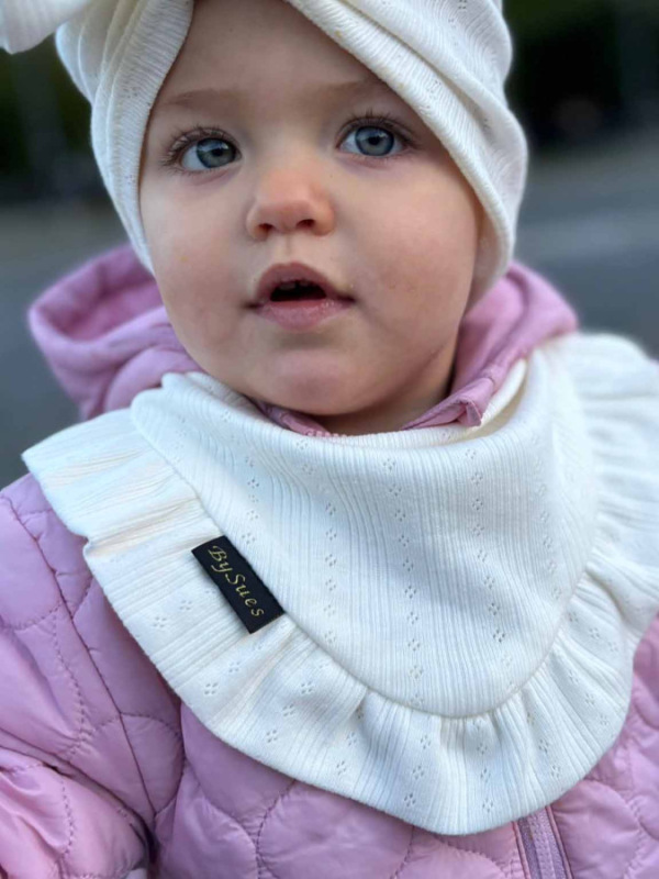 Detský nákrčník madeira - SMOTANOVÝ 1