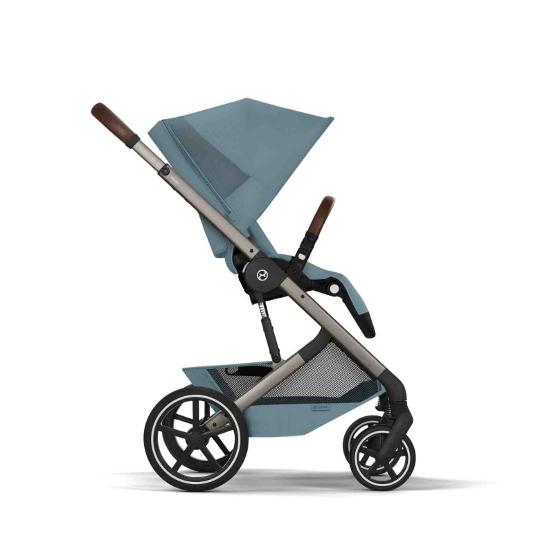 Cybex Balios S Lux 2026 s hlbokou skladacou vaničkou Stormy Blue 8