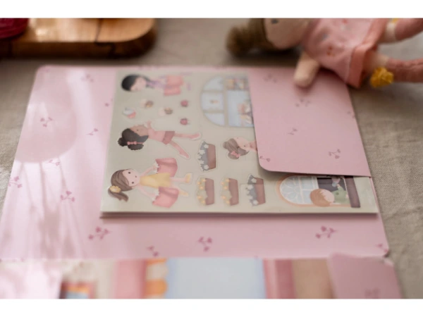 Knižka so samolepkami Nakupovanie Rosa 12