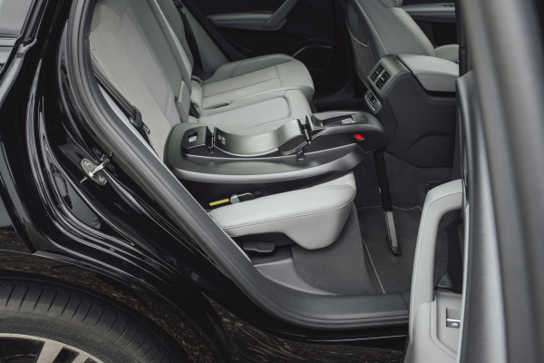 Autosedačka Baby-Safe Core, Frost Grey 7