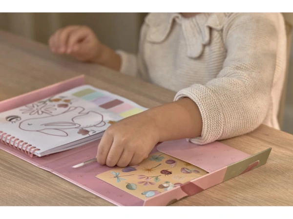 Omaľovánky s vodovkami a samolepkami Rosa Fairy Garden 10